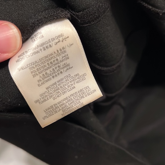 BCBG Generation Black Bandage Bodycon Skirt w/ Zipper Pockets - Picture 7 of 7